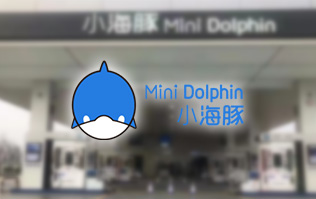 三十年煉化經驗,高清潔定制油品！小海豚Mini Dolphin油站選擇lyton龍門往復式全自動洗車機