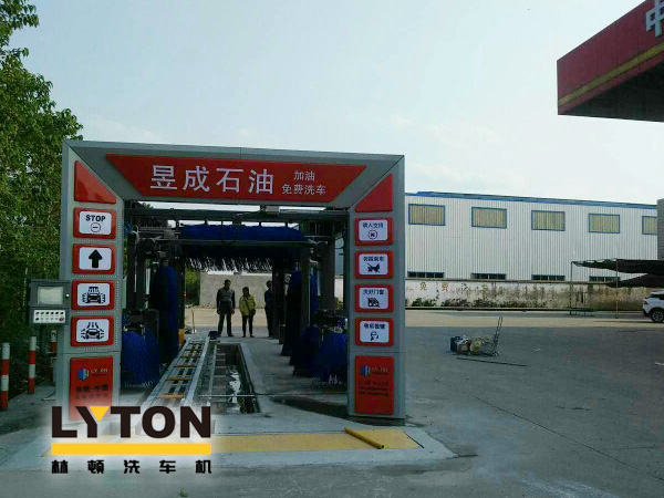 南京洗車機生產廠家給大家帶來幾點關于寒冬全自動洗車機保養注意事項